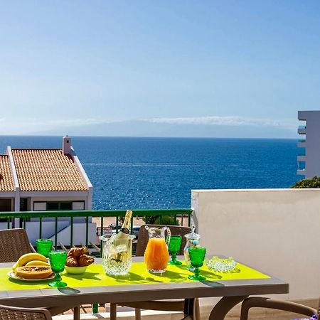 Esmeralda. Lovely And New Apartment Right By The Ocean! 卡亚俄萨尔瓦赫 外观 照片